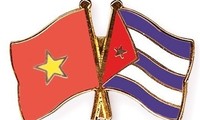 Điện mừng Cuba