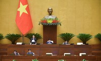 Quốc hội giao chỉ tiêu tăng trưởng GDP năm 2024 là 6 - 6,5%