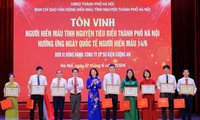 Ngày Quốc tế người hiến máu 14/6: Hà Nội tôn vinh 113 gia đình và cá nhân tiêu biểu