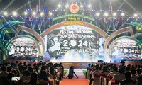 Khai mạc Festival 100 năm dừa sáp Trà Vinh