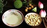 Chè Sen long nhãn của người Hà Nội