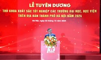 Tuyên dương 100 Thủ khoa xuất sắc tốt nghiệp các trường Đại học, Học viện năm 2024         