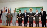30 năm Việt Nam gia nhập ASEAN: Khẳng định vai trò, nâng tầm vị thế