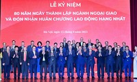 Sự chuyển mình mạnh mẽ của ngoại giao Việt Nam
