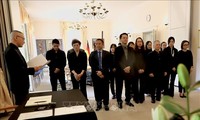 Посольство Вьетнама в Германии организовало церемонию прощания с бывшим президентом Чан Дык Лыонгом 