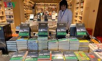《战争哀歌》- 东方战争文学的标高