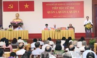 ប្រធានរដ្ឋវៀតណាមលោក Tran Dai Quang អញ្ជើញជួបប្រាស្រ័យជាមួយអ្នកបោះឆ្នោតទីក្រុងហូជីមិញ