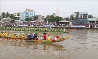 ពិធីបុណ្យអកអំបុកបានប្រព្រឹត្តទៅនៅខេត្ត Tra Vinh