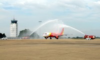 Khai trương tuyến bay thành phố HCM - Hà Nội của hãng hàng không Vietjet Air