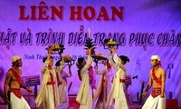 Trưng bày nhiều hình ảnh, hiện vật văn hóa vật thể và phi vật thể nền văn hóa Chăm