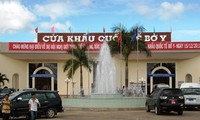 Phổ biến pháp luật biên giới ở khu vực biên giới Việt Nam - Lào