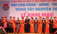 Hội chợ triển lãm công-nông-thương vùng Tây Nguyên 2013