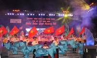 Trại hè Việt Nam 2014: Biển đảo quê hương tôi