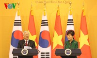 Tổng thống Hàn Quốc Park Geun Hye mở tiệc chiêu đãi trọng thể Tổng Bí thư Nguyễn Phú Trọng