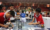 Cuộc thi Robothon toàn quốc 2014 là sân chơi bổ ích cho học sinh