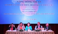 Cộng đồng ASEAN: Cơ hội và thách thức, đoàn kết và hợp tác 