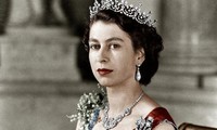 Kỷ niệm sinh nhật lần thứ 90 Nữ hoàng Anh Elizabeth II 