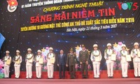 Tuyên dương 10 gương mặt trẻ công an Thủ đô xuất sắc tiêu biểu năm 2016 