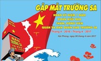 Kiều bào kỷ niệm một năm sau hành trình thăm Trường Sa năm 2016