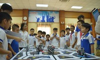 Ngày hội Robothon 2017 hướng học sinh đến vấn đề nóng về môi trường