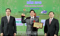 Tôn vinh các sản phẩm nông nghiệp tiêu biểu năm 2016