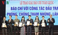 Lễ trao giải “Báo chí với công tác đấu tranh phòng, chống tham nhũng, lãng phí” lần thứ nhất