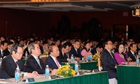 Thủ tướng Nguyễn Xuân Phúc dự Hội nghị “Hà Nội 2018 - Hợp tác Đầu tư và Phát triển”