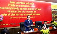 Phó Chủ tịch Quốc hội Phùng Quốc Hiển làm việc tại Hải Phòng