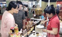 Khai mạc Hội chợ Triển lãm “Tôn vinh hàng Việt” năm 2019