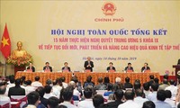 Thủ tướng Nguyễn Xuân Phúc chủ trì Hội nghị toàn quốc tổng kết 15 năm phát triển kinh tế tập thể