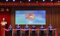 Khai mạc trưng bày chuyên đề “90 năm - Ngọn cờ Đại đoàn kết toàn dân tộc”