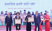 Tuyên dương 122 học sinh, sinh viên, thanh niên dân tộc thiểu số tiêu biểu năm 2020