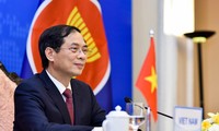 Khẳng định vai trò trung tâm của ASEAN trong thúc đẩy đối thoại, hợp tác và hòa bình, an ninh và phát triển ở khu vực