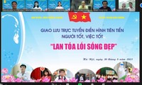 Giao lưu trực tuyến gương điển hình tiên tiến, người tốt việc tốt