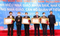 Tuyên dương nhà giáo, cán bộ quản lý tiêu biểu năm 2021