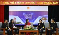 Kiều bào với biển đảo Việt Nam