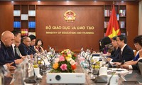 Tăng cường kết nối, thúc đẩy hợp tác giáo dục Việt Nam - Thụy Sĩ, Việt Nam - Đức