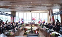 Hội nghị Cấp cao ASEAN lần thứ 42: ASEAN ra tuyên bố về phát triển Tầm nhìn Cộng đồng sau năm 2025