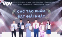 106 tác phẩm xuất sắc được trao giải Cuộc thi Chính luận bảo vệ nền tảng tư tưởng của Đảng năm 2024