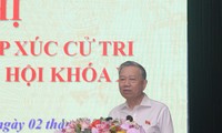 Tổng Bí thư Tô Lâm tiếp xúc cử tri tại Hưng Yên