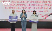 Lãnh đạo Đảng, Nhà nước thăm, tặng quà Tết ở các địa phương