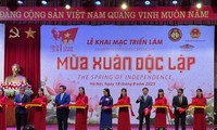Triển lãm “Mùa xuân độc lập”: Dấu ấn nghệ thuật chào mừng 80 năm Cách mạng Tháng Tám và Quốc khánh 2/9