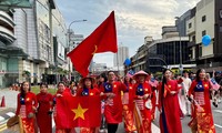 “Diễu hành Nghệ thuật Việt Nam” tại Kuala Lumpur: Rộn ràng mừng Quốc khánh