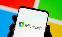 Microsoft briefly overtakes Apple as world's most valuable company