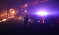 US wildfires shift direction forcing new evacuations