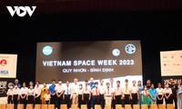 กิจกรรมต่างๆในกรอบสัปดาห์ NASA เวียดนามในจังหวัดบิ่งดิ่ง