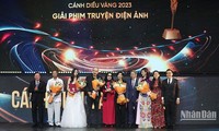 ภาพยนตร์ “Tro tàn rực rỡ” ชนะรางวัลว่าวทองปี 2023