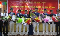 Vietnam’s Mathematical Olympiad medalists return home