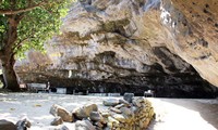 Hang pagoda on Ly Son island