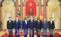 President welcomes new foreign ambassadors to Vietnam